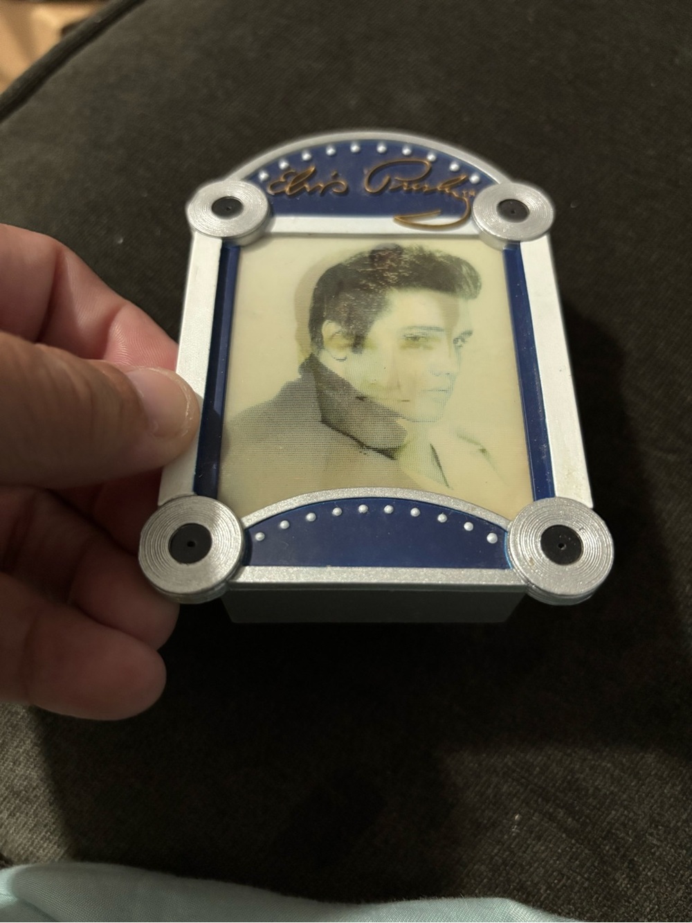 Elvis Presley 2002 Christmas Music Ornament With 3 Different Hologram Pictures